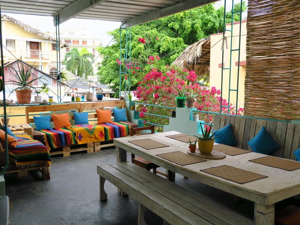 Eco Hotel Club Rolling Stone بوكا شيكا المظهر الخارجي الصورة